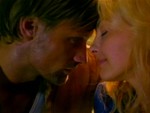 A sweet moment between Clay and Callie (Viggo Mortensen and Ashley Judd).