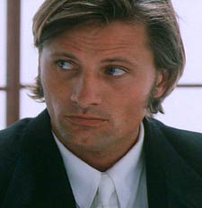 Viggo Mortensen as Nick Davis in American Yakuza